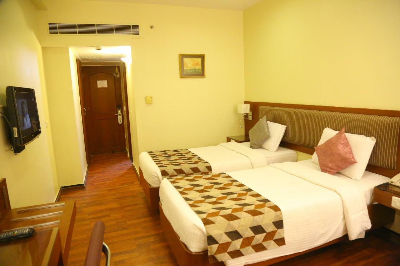 Royal Fort Hotel Visakhapatnam Exterior foto