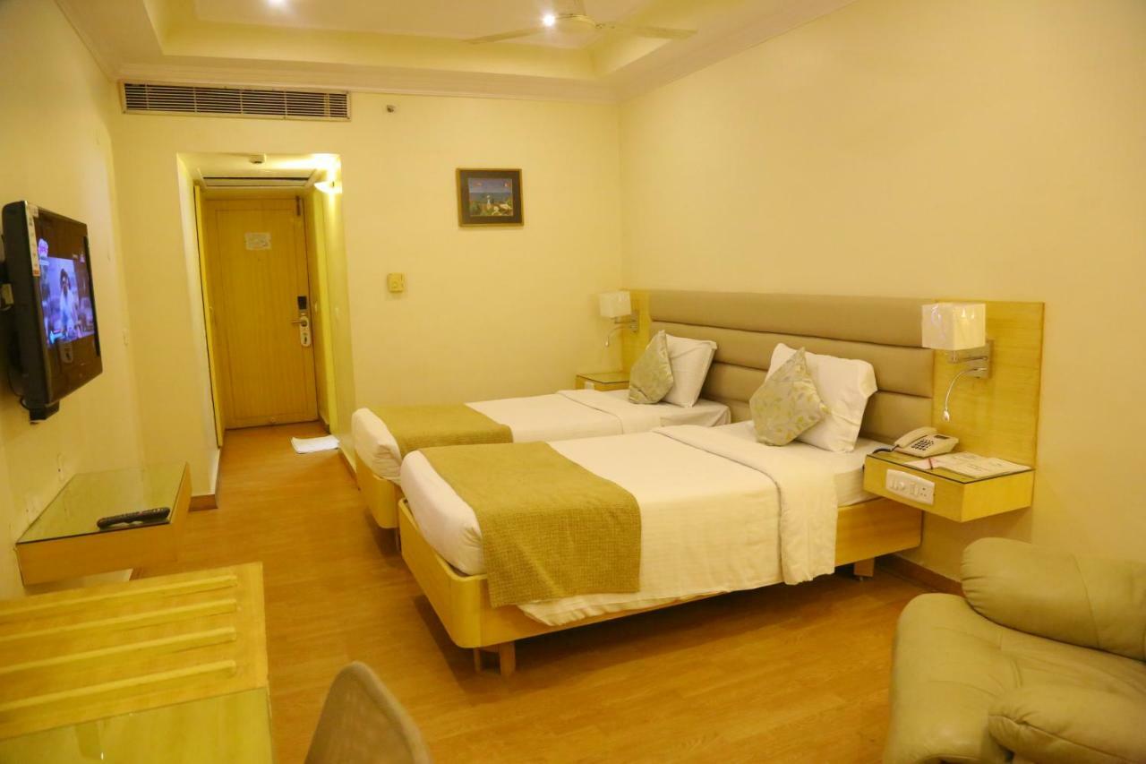 Royal Fort Hotel Visakhapatnam Exterior foto